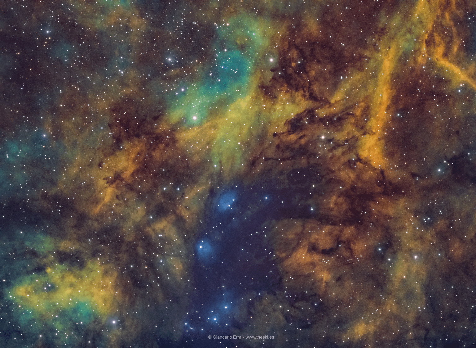 NGC6914 Nebula complex in Cygnus - Hubble Palette Narrowband