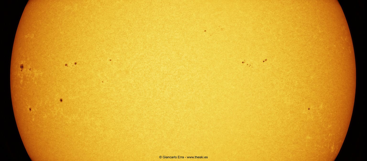 Sun Photosphere in white light